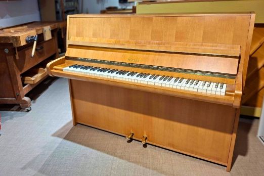 Weiss Klavier 110 cm von Sauter Spaichingen