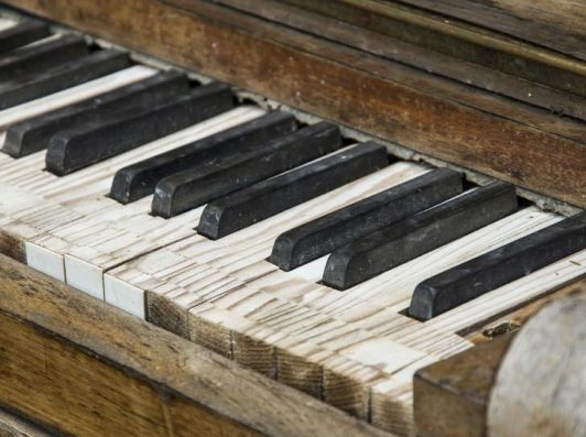 Sachverständiger Gutachter aller Klavier in der Ortenau