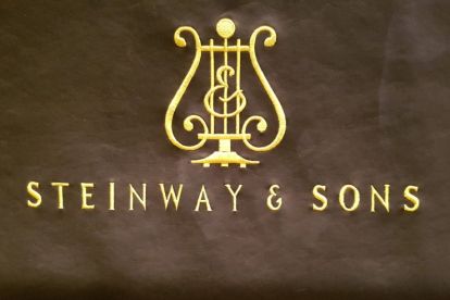 Steinway & Sons gebraucht