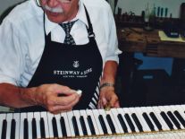 Franz Mohr am Steinway