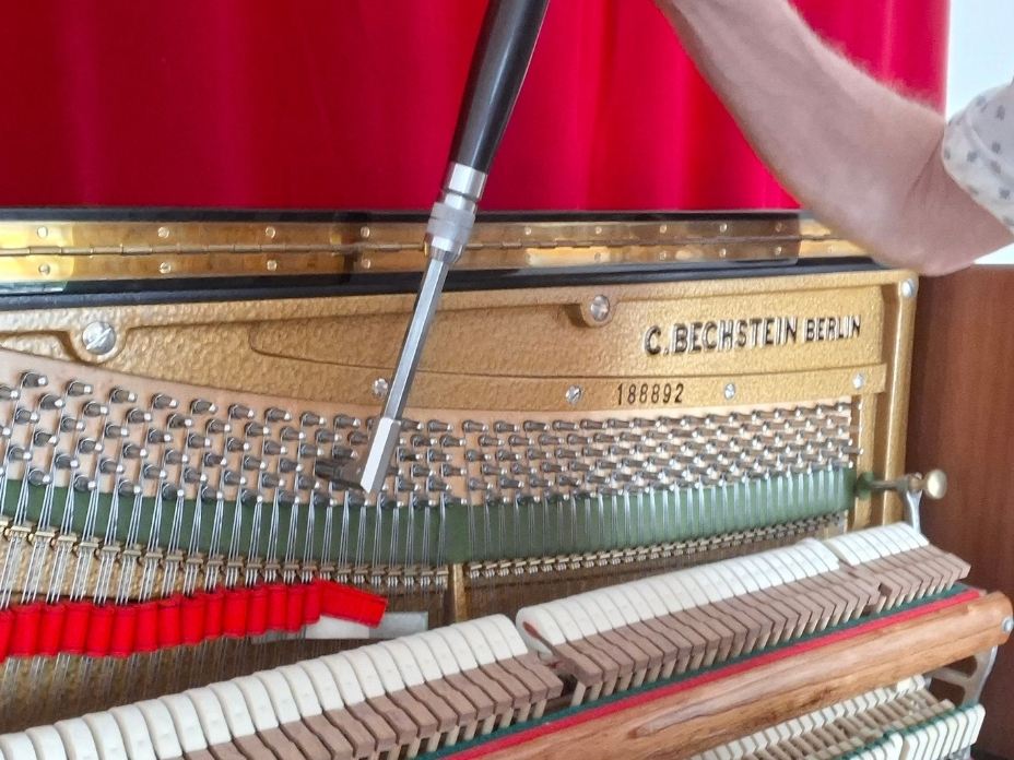 Klavier stimmen in Straßburg durch Piano Fies