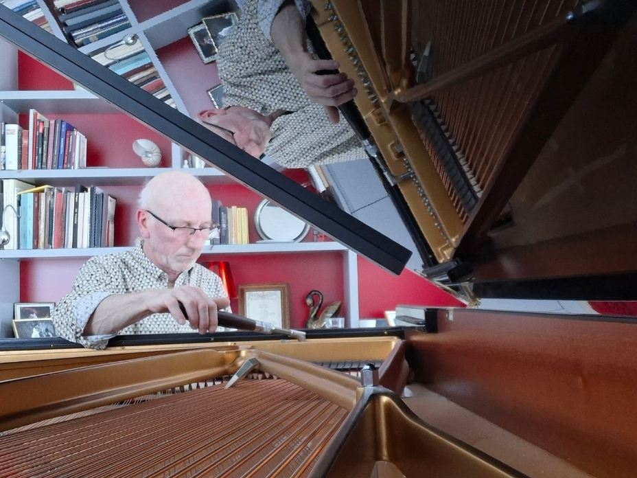 Steinway Flügel stimmen in Baden-Baden durch Klavierbaumeister Robert Fies